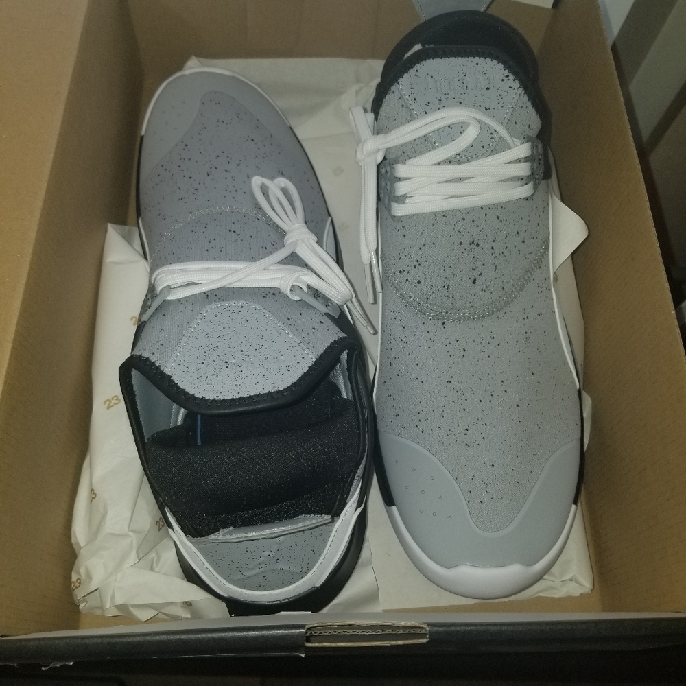 Jordan Fly 89, Size 13, Gray